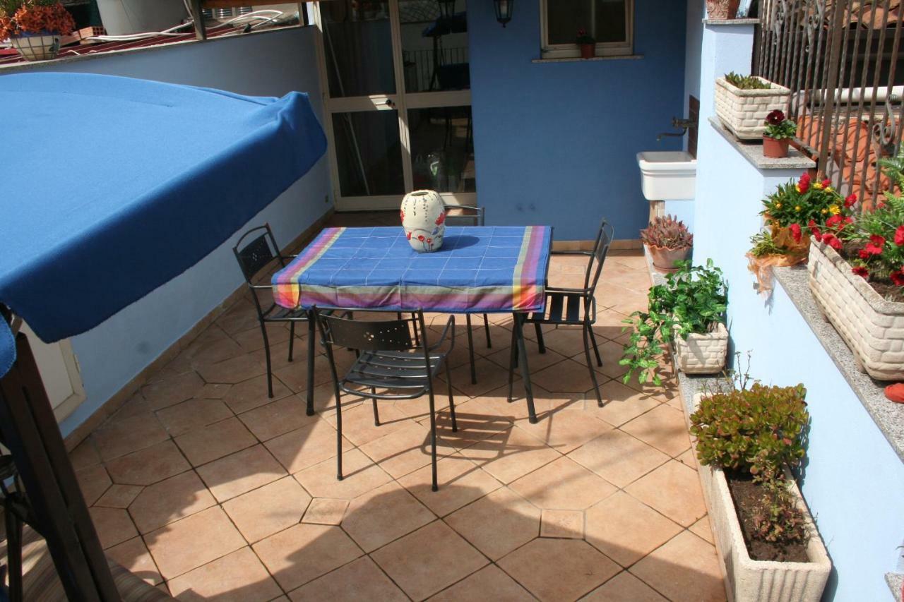 Casa Vacanze Aloha จีอาร์ดีนี นักซอส ภายนอก รูปภาพ
