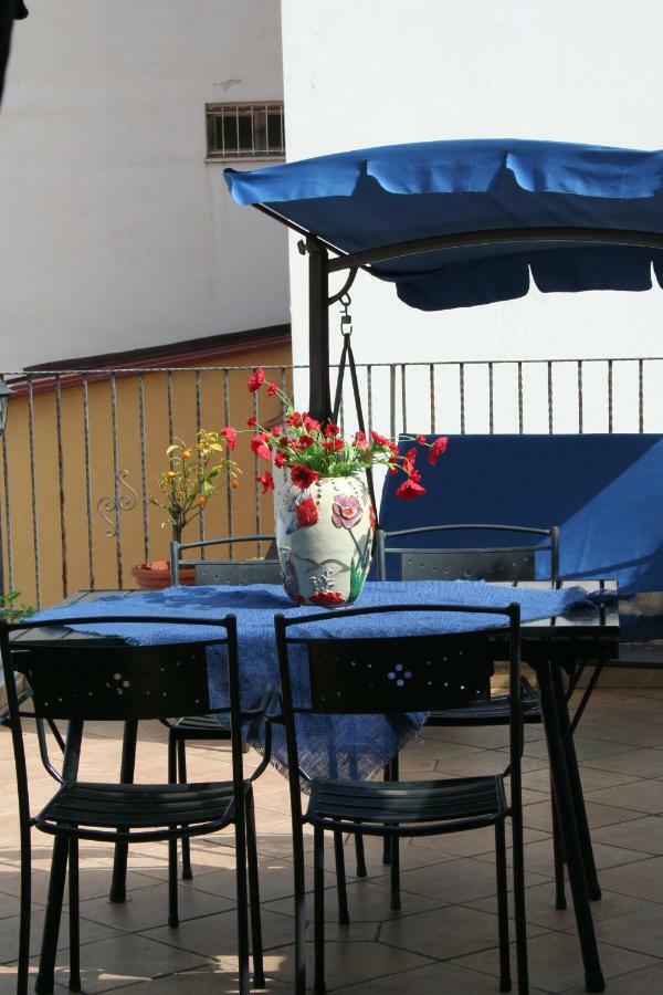 Casa Vacanze Aloha จีอาร์ดีนี นักซอส ภายนอก รูปภาพ
